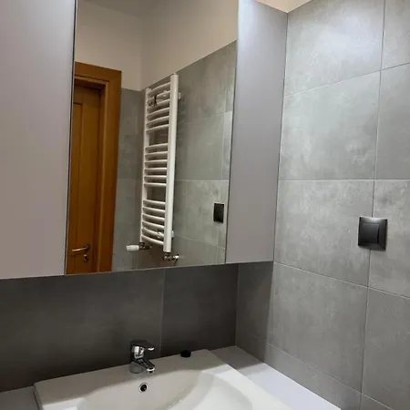 Elma Apartment *